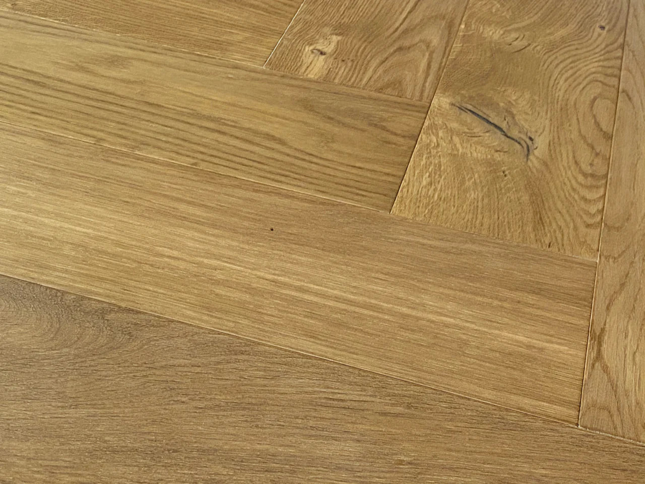 Domaine II - Montrichard Herringbone