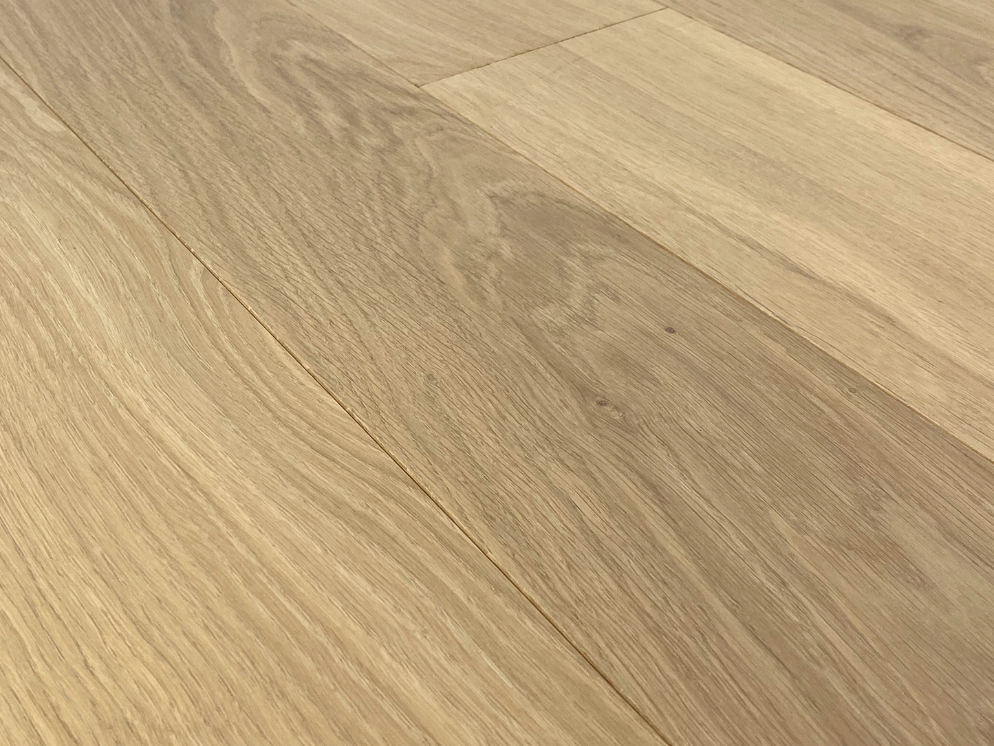 Europa - Euro Oak Tiber (wirebrushed)