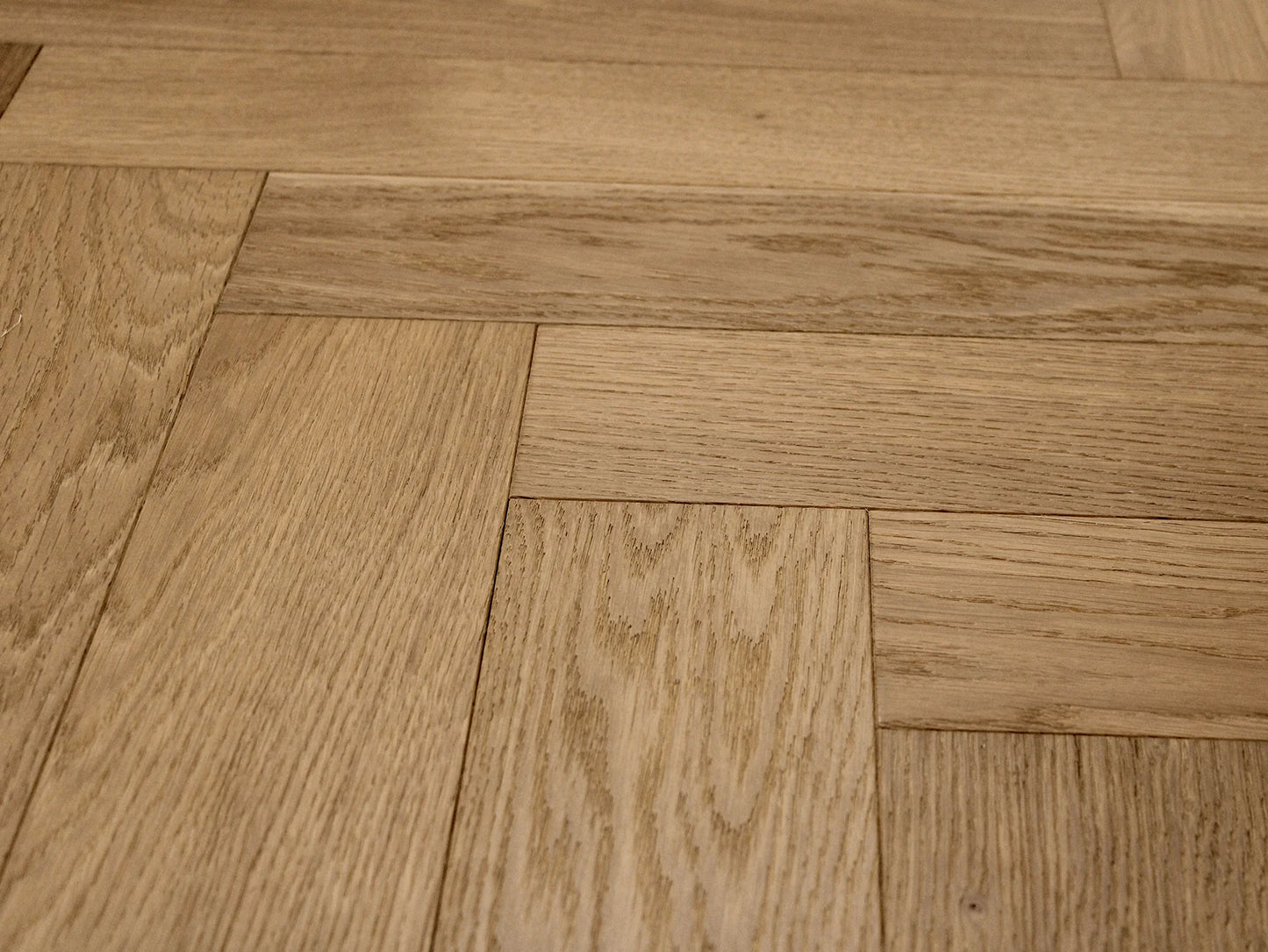 Provence III - Euro Oak Venelle Herringbone